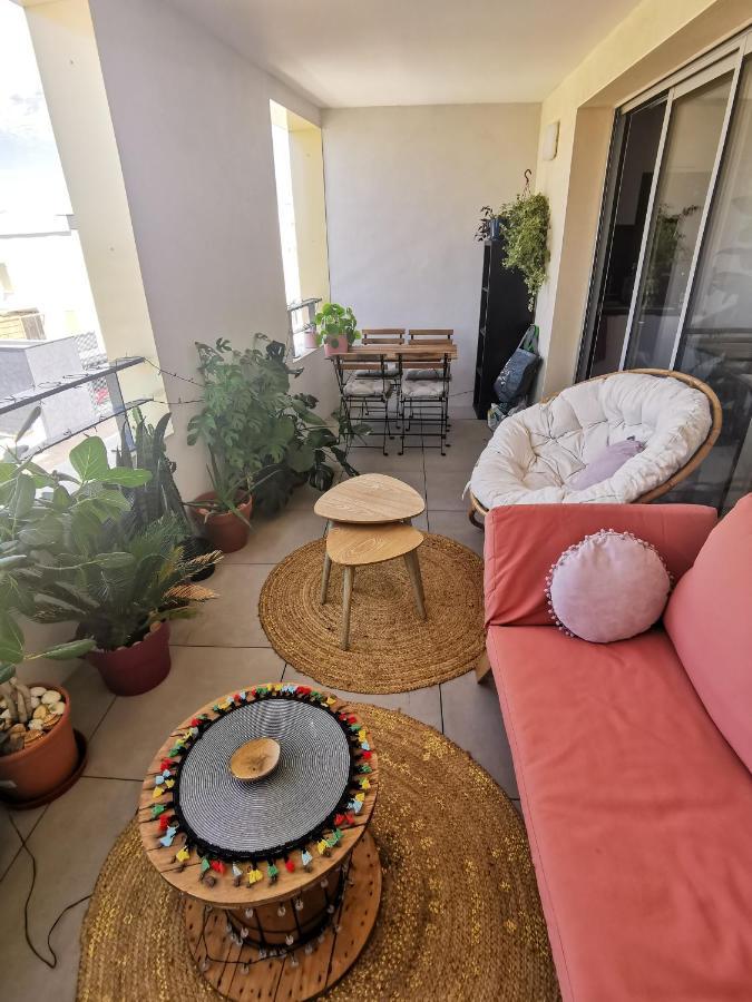 מוגויו Appartement Cosy Avec Terrasse מראה חיצוני תמונה
